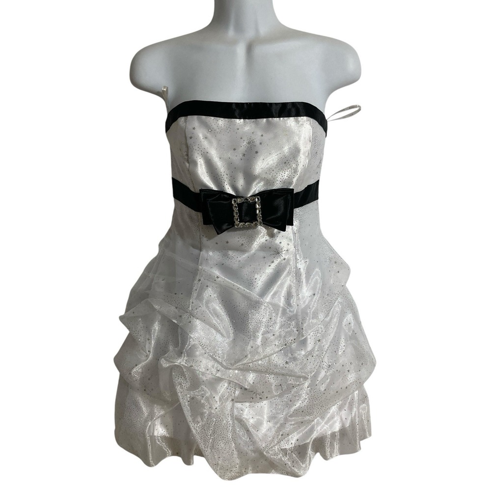Jessica McClintock White and Black Strapless Mini Dress with Bow